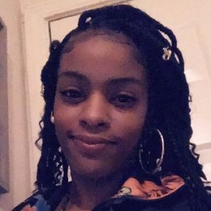 Meet your Posher, Cecilia